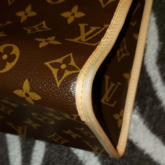 AUTHENTIC LOUIS VUITTON POPINCOURT HAUT M40007 - Picture 6 of 8